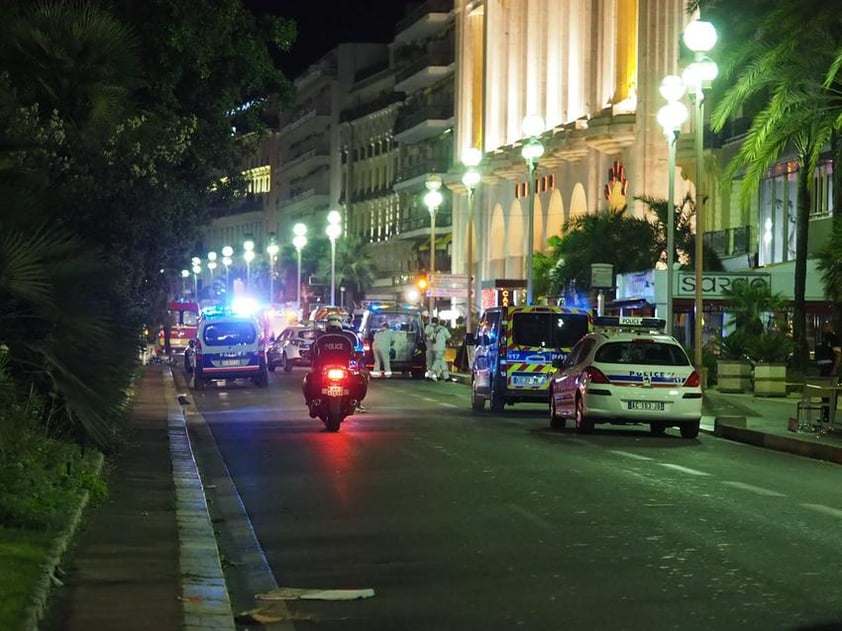 Las autoridades investigan si se trata de un acto terrorista.