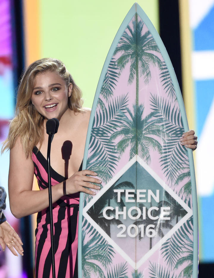 Jóvenes premian a sus favoritos en los TCA 2016