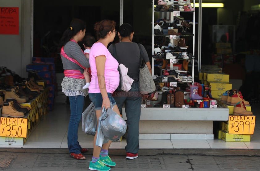 En el caso de los uniformes, los encargados pusieron un especial énfasis en anticipar las compras, debido a que no en todos los casos tienen existencia de prendas, por lo que hay que realizar el pedido con días de antelación.