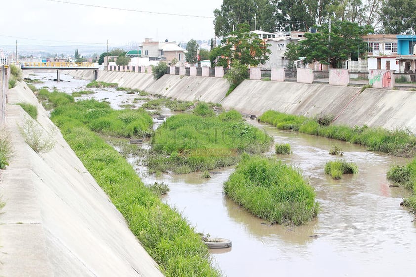 El vivir junto al Arroyo Seco representa un riesgo y un motivo de rezago.