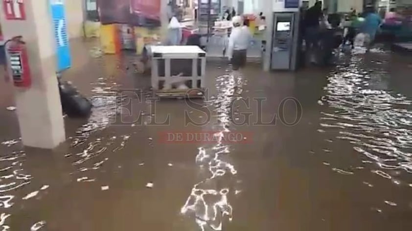 La lluvia más intensa de la temporada en Durango