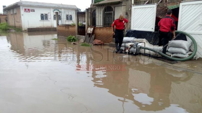 Las mediciones del meteorológico establecieron que en la zona norte, centro, sur y oriente, hasta las colonias asentadas rumbo a la salida a Zacatecas, se tuvo una acumulación promedio de 44 milímetros por la lluvia.