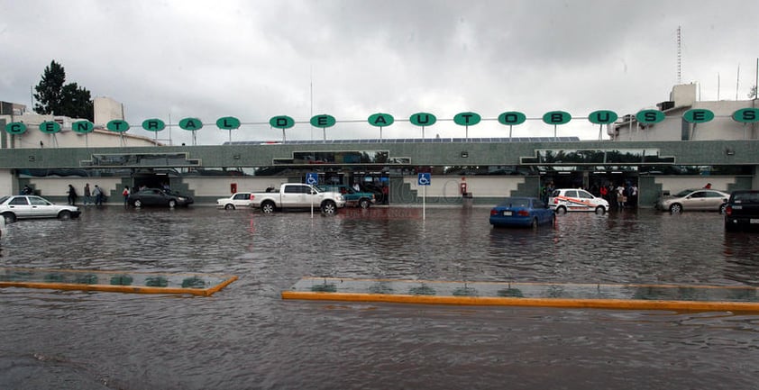 El estacionamiento también se vio afectado.