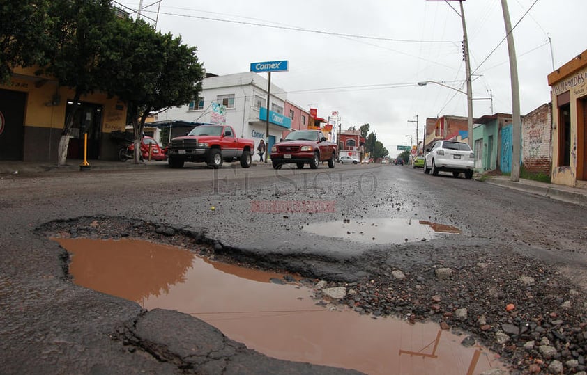 Bulevard Gónzalez de la Vega.