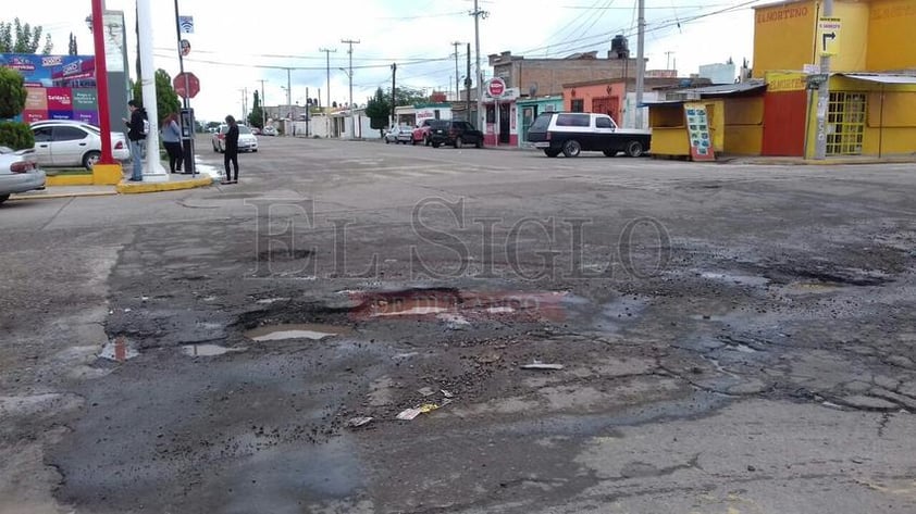 Avenida Estroncio esquina con calle 8 de julio Fraccionamiento Bosques del Valle.