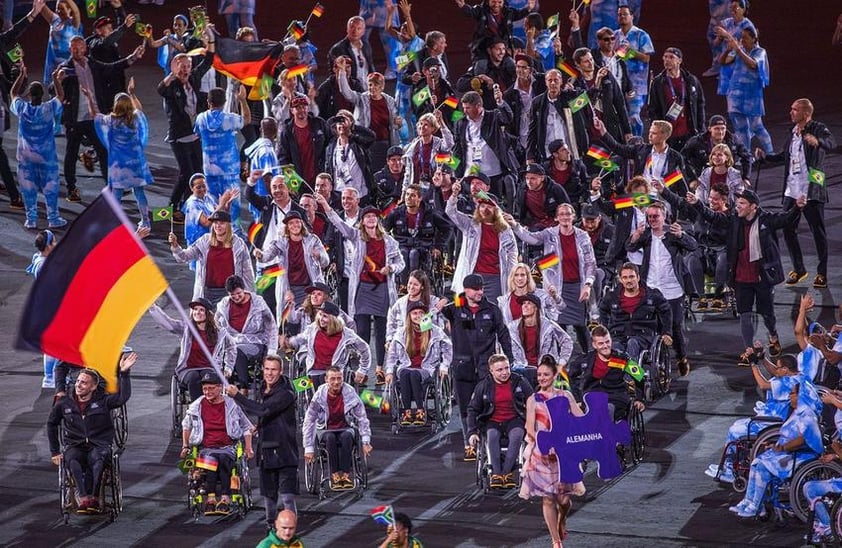 Los alemanes llegaron con júbilo y emoción a la ceremonia de apertura.