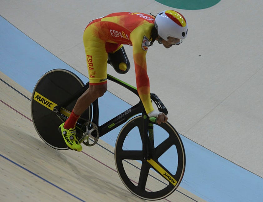 El español Amador Granados Alkorta participa hoy, sábado 10 de septiembre de 2016, de la competencia de ciclismo de pista de 1000 m C1-2-3 de los Juegos Paralímpicos Río 2016 en Río de Janeiro (Brasil).