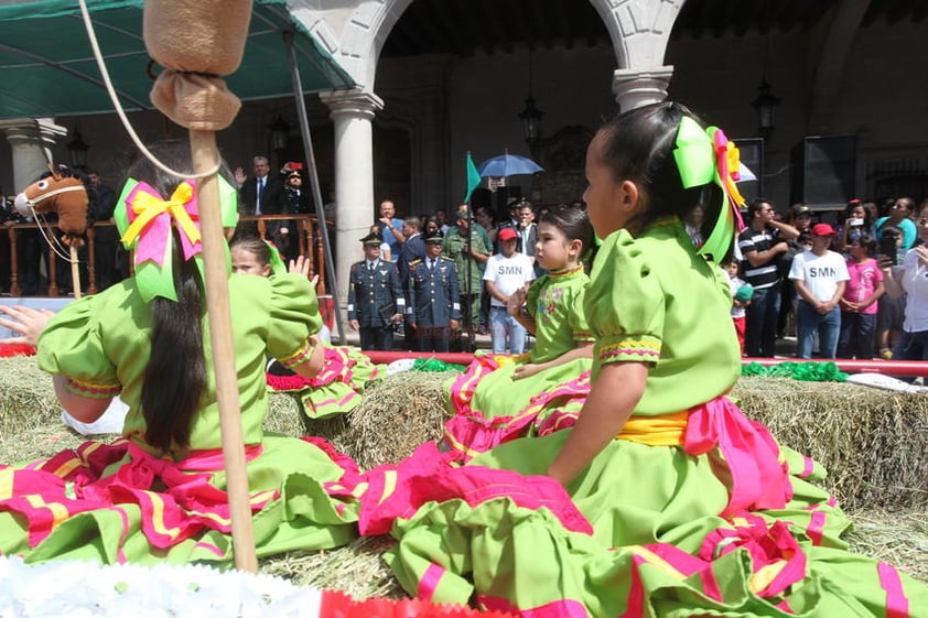 Desfilaron por México