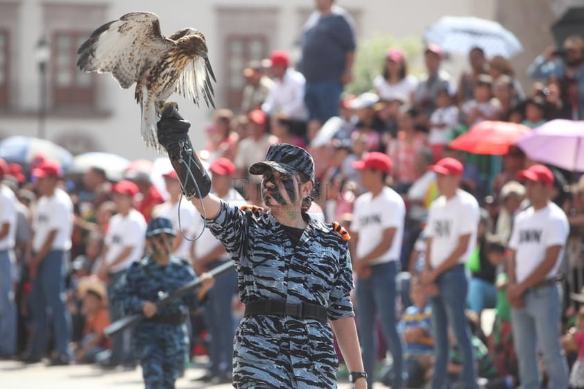 Desfilaron por México