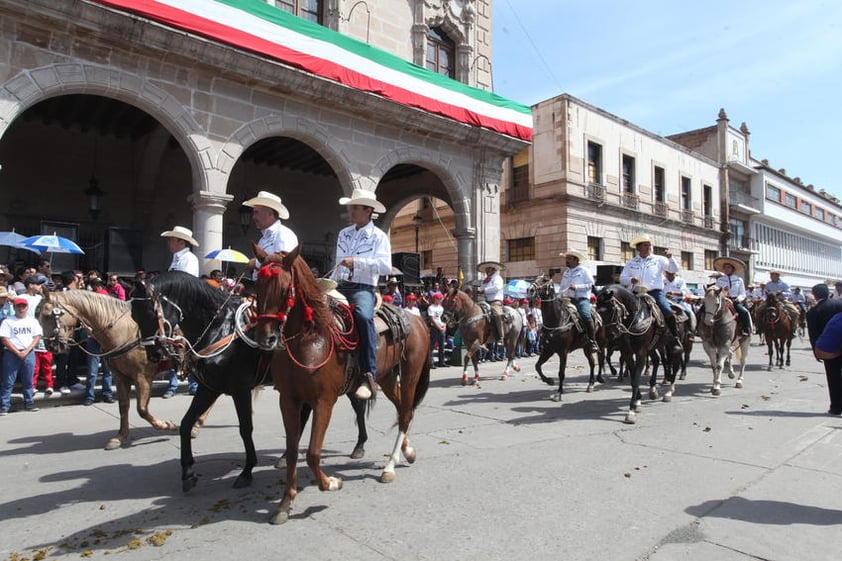 Desfilaron por México