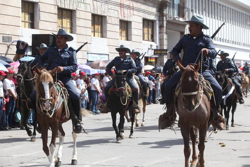 Desfilaron por México