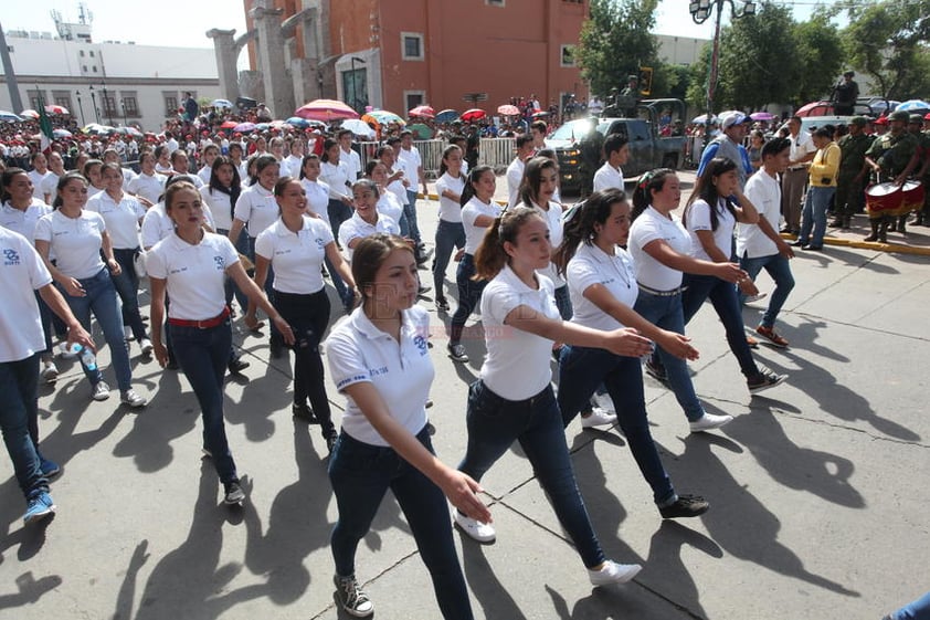 La Dirección Municipal de Protección Civil (DMPC) informó que se tuvo saldo blanco durante los festejos patrios en donde se participó con 60 elementos entre bomberos, paramédicos, inspectores y voluntarios en festejos con motivo de la celebración del inicio de la Independencia de México.