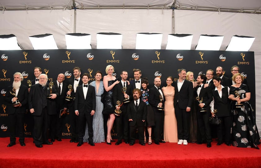 Game of Thrones arrasó en la edición número 68 de los premios más importantes de la pantalla chica con doce reconocimientos, incluido el de Mejor Serie Dramática.