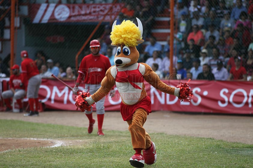 El último juego entre Venados de Mazatlán y Cañeros de Los Mochis se inclinó de un solo lado, desde el primer tercio.