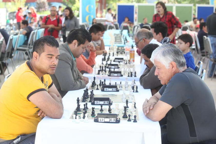 En la categoría Libre, Óscar Kanne Guerrero Durán fue quien terminó en primer lugar, con una cosecha de 5.5 unidades, después de ganar cinco partida y empatar una.