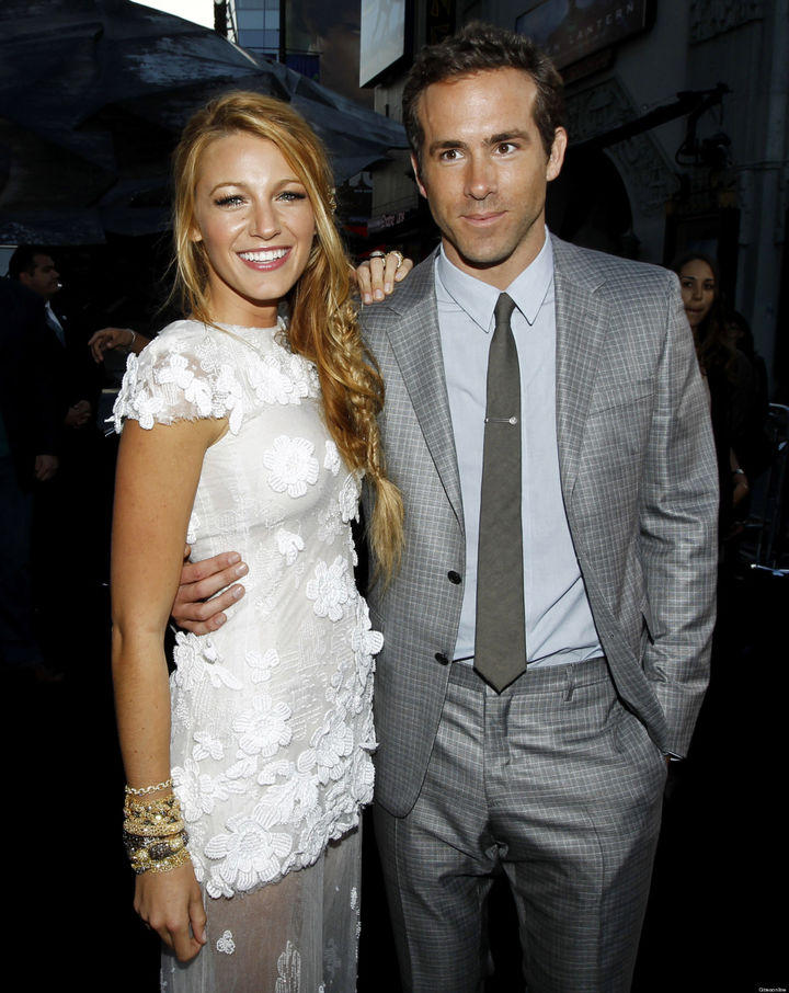 Ryan Reynolds y Blake Lively. Los actores estadounidenses sorprendieron a todos casándose en septiembre de 2012 en Charleston, Carolina del Sur con tan sólo 60 invitados, cuando apenas llevaban un año de novios. La pareja se había conocido durante el rodaje de Green Lantern. El primer matrimonio para Blake Lively y el segundo matrimonio para Reynolds, que estuvo casado anteriormente con Scarlett Johansson. Con quien también se casó secretamente.