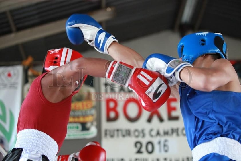 Grandes combates le dieron vida a la novena Feria de la Salud y el Deporte, en donde los gladiadores dieron u máximo esfuerzo.