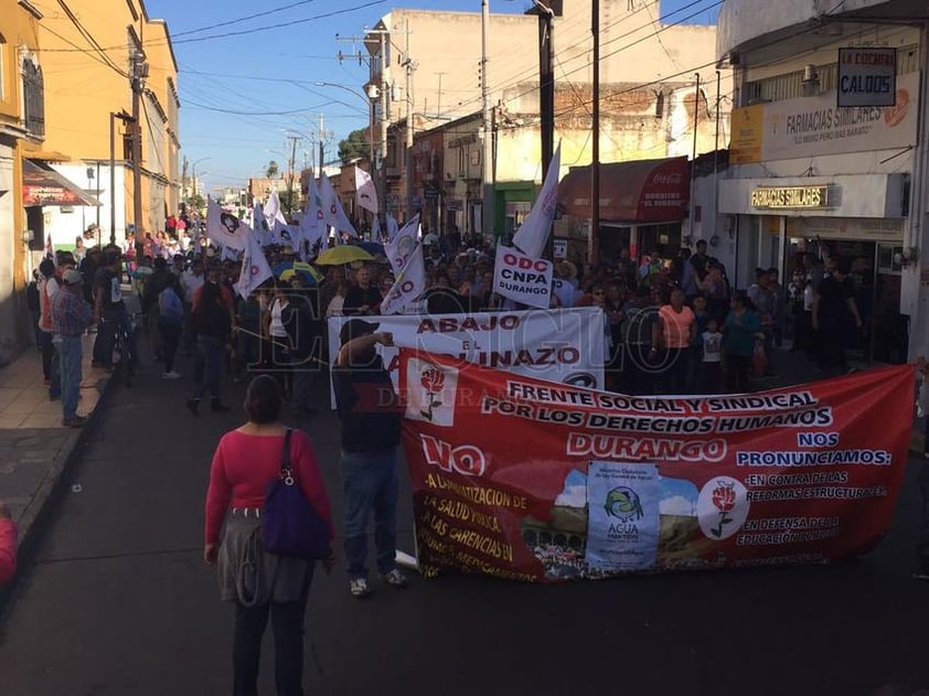 La movilización culminó frente a la Catedrán de Durango con un mítin en la que se exigió la liberación de las personas detenidas y se advirtió de otras acciones si no se atendía esta demanda.