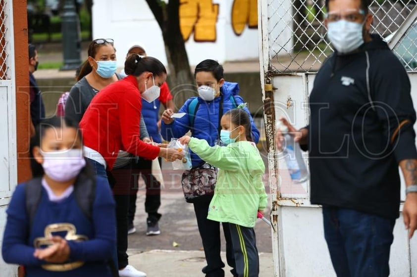 Escuelas de Durango retoman actividad presencial