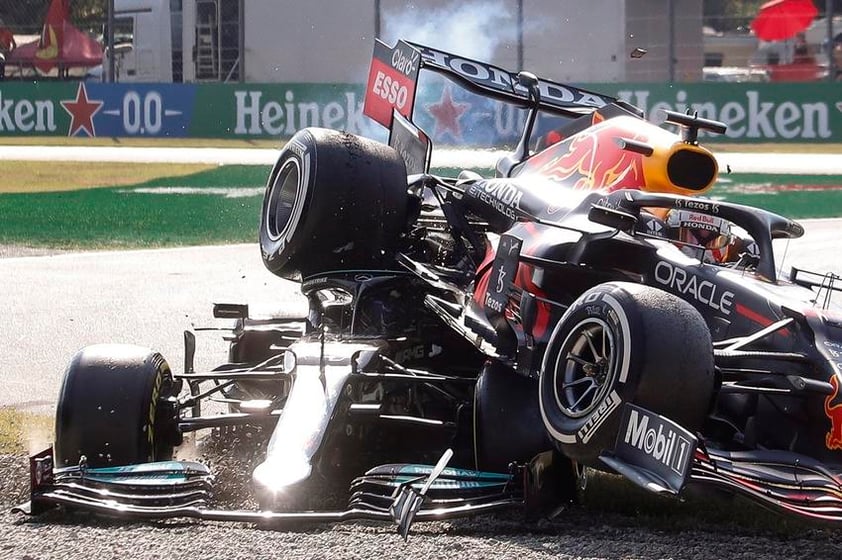 Verstappen y Hamilton se accidentan