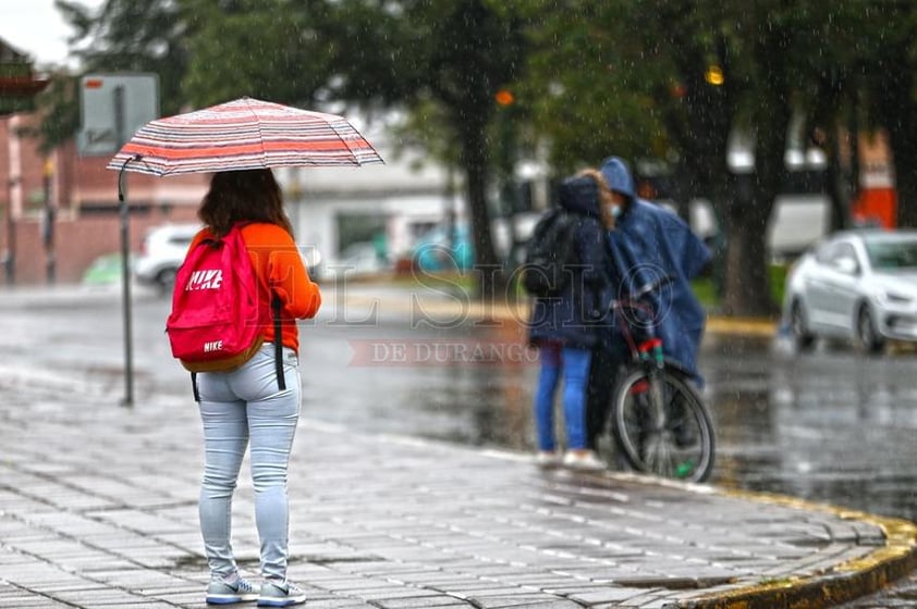 Pamela llega 'con calma' a Durango