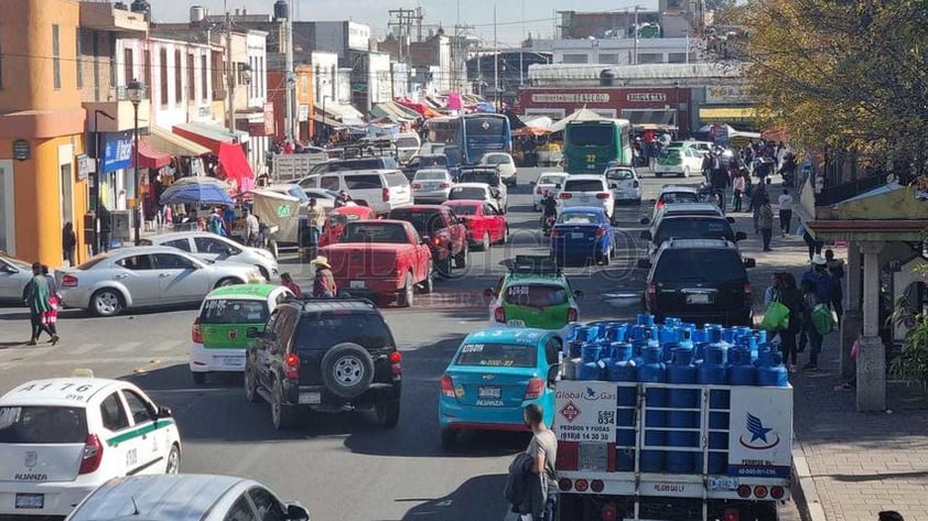 'Descontrolado' el comercio informal en la Zona Centro