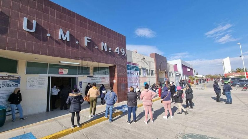 'Interminables' filas para pruebas Covid en Durango