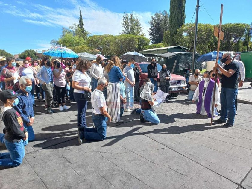 Duranguenses celebran la pasión de Cristo