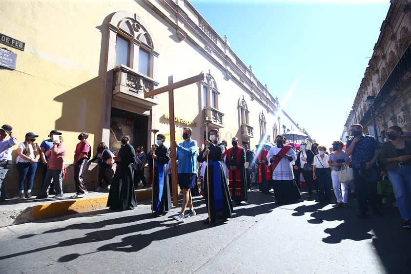 Duranguenses celebran la pasión de Cristo