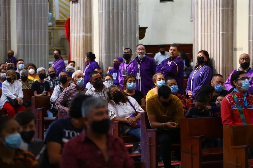 Duranguenses celebran la pasión de Cristo