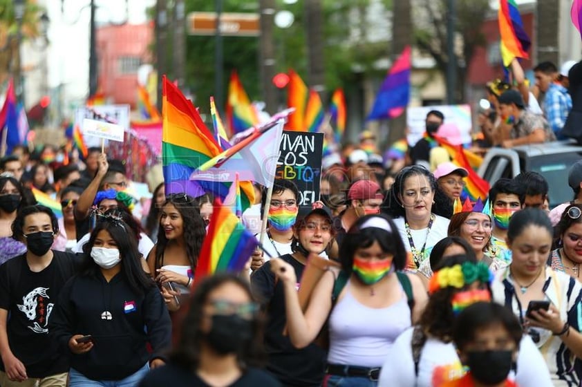 Marcha LGBT+ 2022 en la ciudad de Durango