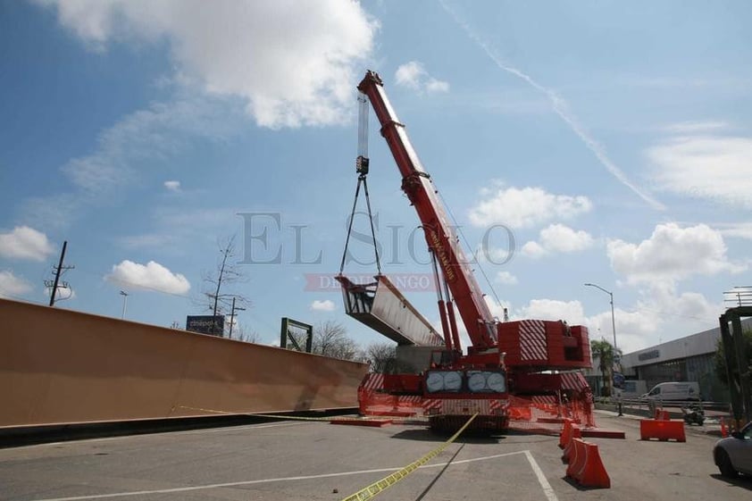 Inicia la colocación de las últimas trabes del puente Francisco Villa