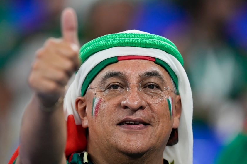 Afición mexicana captada durante el encuentro contra Polonia, en el Mundial de futbol Qatar 2022.