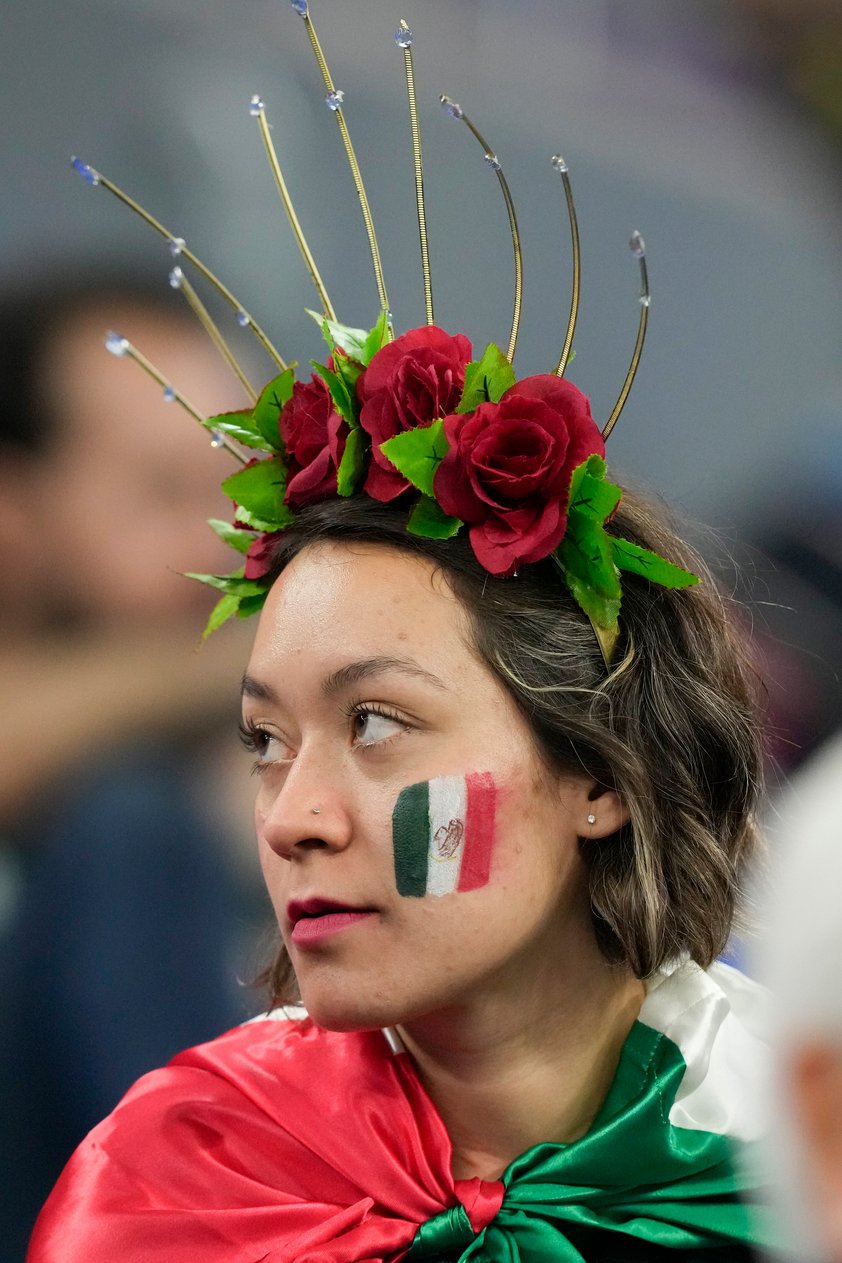 Afición mexicana captada durante el encuentro contra Polonia, en el Mundial de futbol Qatar 2022.