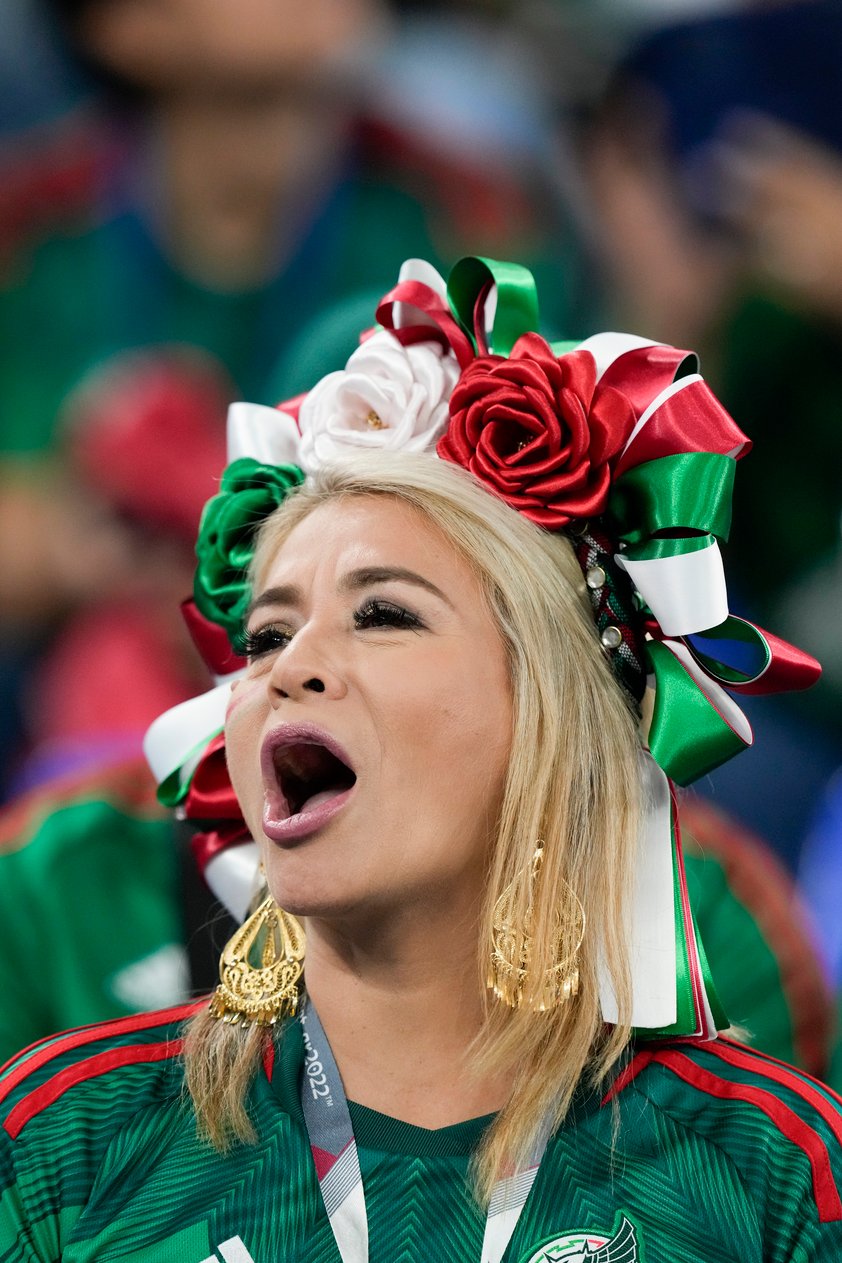 Afición mexicana captada durante el encuentro contra Polonia, en el Mundial de futbol Qatar 2022.