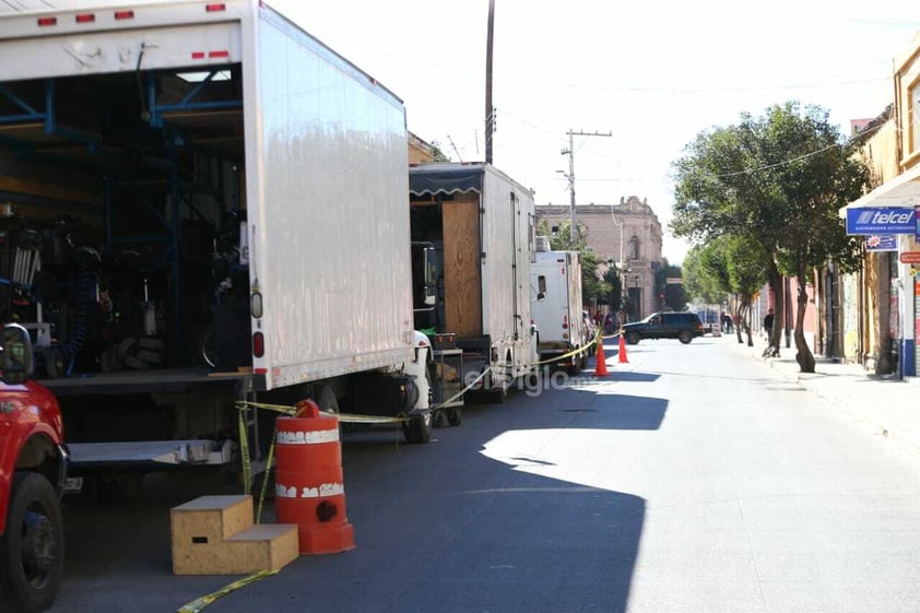 El rodaje de la nueva cinta de Viggo Mortensen, 'The Dead Don't Hurt', iniciará hoy en varias calles de la Zona Centro de Durango. Debido a esto hay cortes de tránsito.