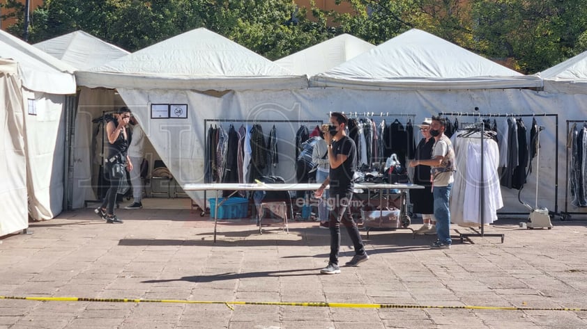 El rodaje de la nueva cinta de Viggo Mortensen, 'The Dead Don't Hurt', iniciará hoy en varias calles de la Zona Centro de Durango. Debido a esto hay cortes de tránsito.