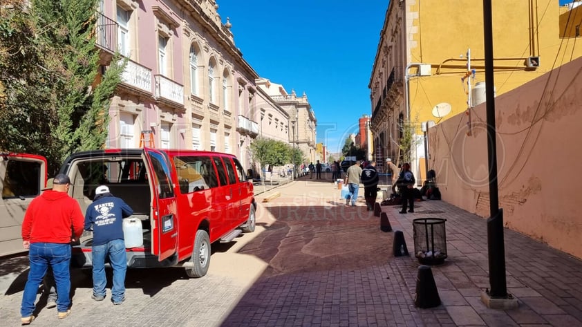 El rodaje de la nueva cinta de Viggo Mortensen, 'The Dead Don't Hurt', iniciará hoy en varias calles de la Zona Centro de Durango. Debido a esto hay cortes de tránsito.