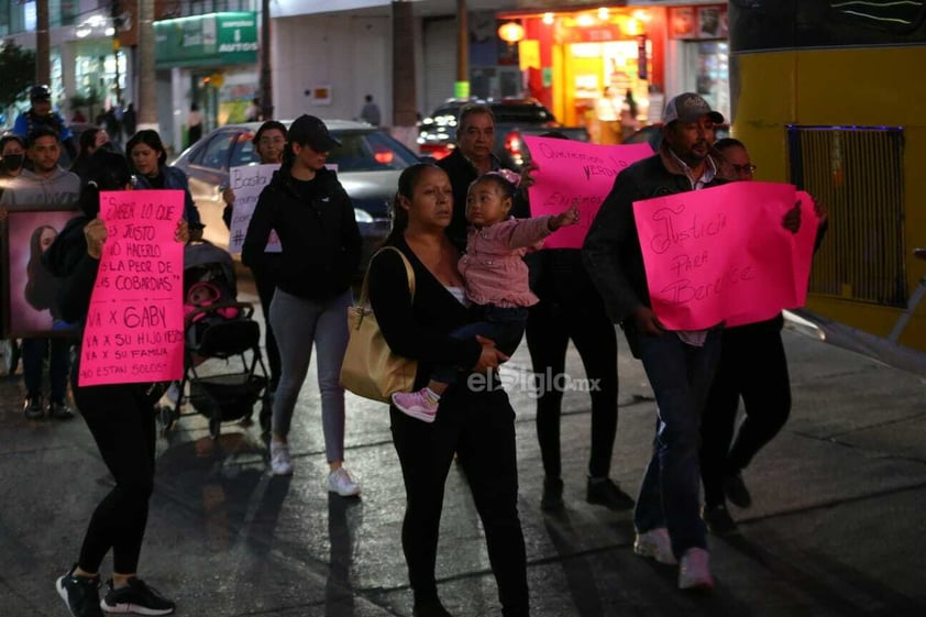 Marcha para exigir justicia para víctimas de meningitis