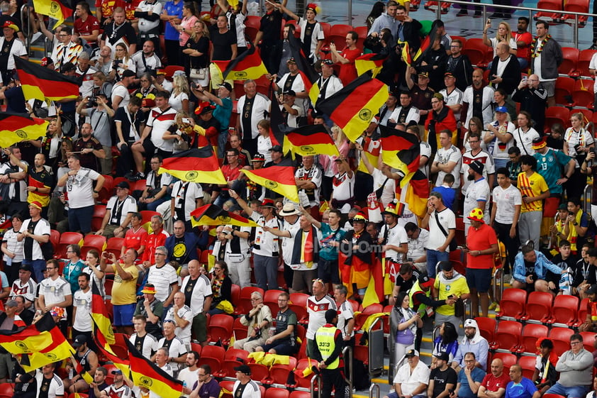 Alemania se aferra a la vida y con las uñas mantiene las esperanzas de clasificar a octavos de final en la Copa del Mundo de Qatar 2022, al igualar a un gol con España.