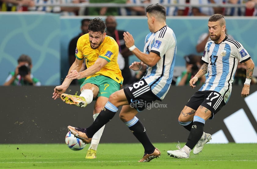 La selección de Argentina se impuso por un resultado más ajustado de lo esperado a Australia (2-1) y se clasificó para los cuartos de final del Mundial de Qatar