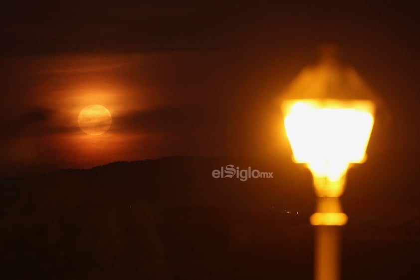 Última llena del año en Vigo.