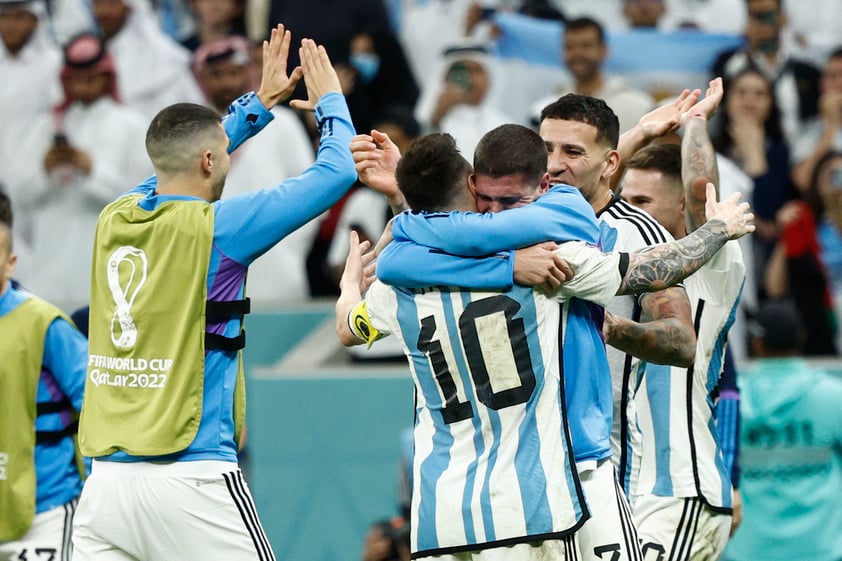 Argentina avanza a semis en Qatar 2022