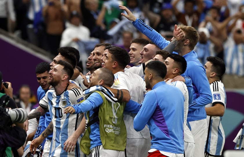 Argentina avanza a semis en Qatar 2022