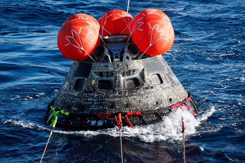 La nave había alcanzado la atmósfera terrestre mientras viajaba a 25 mil millas por hora.