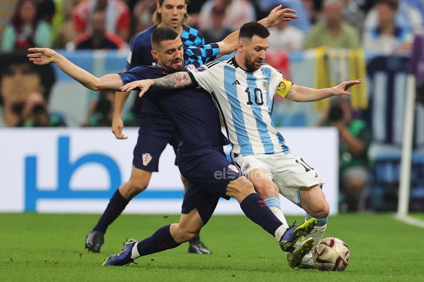 Una magistral actuación de la dupla Lionel Messi - Julián Álvarez tiene a la Selección Argentina en la final del Mundial.