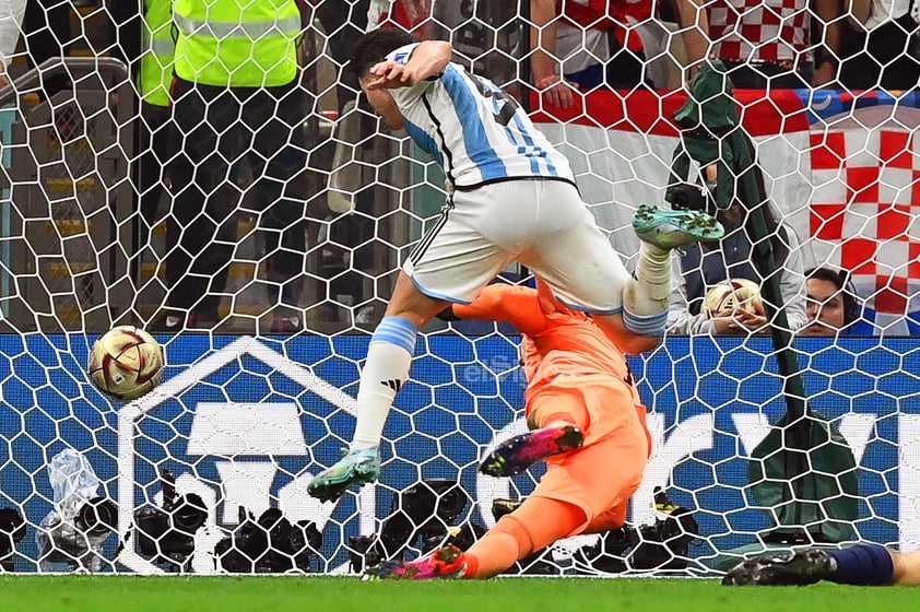 Una magistral actuación de la dupla Lionel Messi - Julián Álvarez tiene a la Selección Argentina en la final del Mundial.