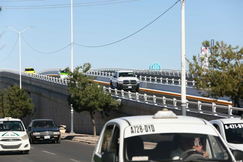 Finalmente, este lunes autoridades de Durango abrieron en su totalidad el puente vehicular Francisco Villa.