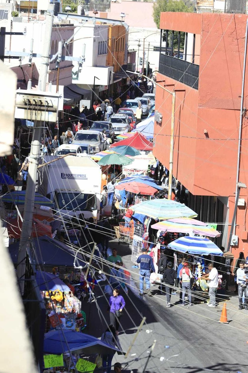 Compras de pánico en víspera de Noche Buena en Durango.