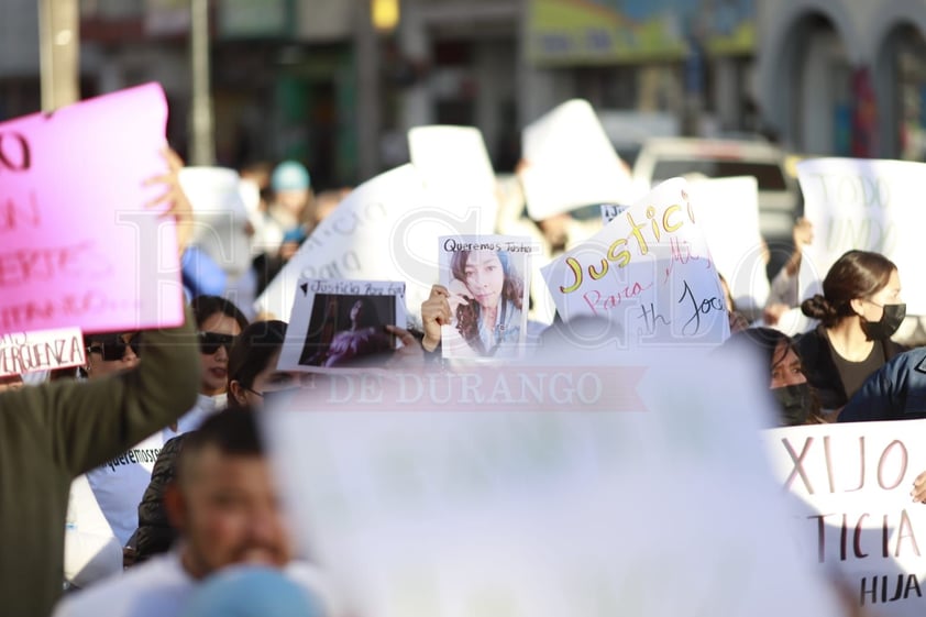 Exigen, con marcha, justicia para víctimas de meningitis en Durango